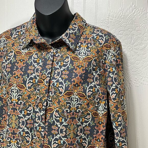 DULUTH TRADING COMPANY Button Down Shirt with pockets - Picture 2 of 6